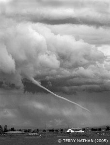 funnel_cloud_bw_small.jpg